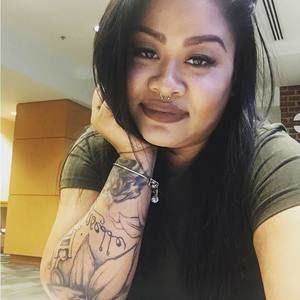 Meet your Posher, Dianna